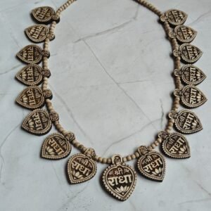 16 patta radha naam Tulsi locket mala with 1 radha naam Tulsi locket - Thumbnail Image 1